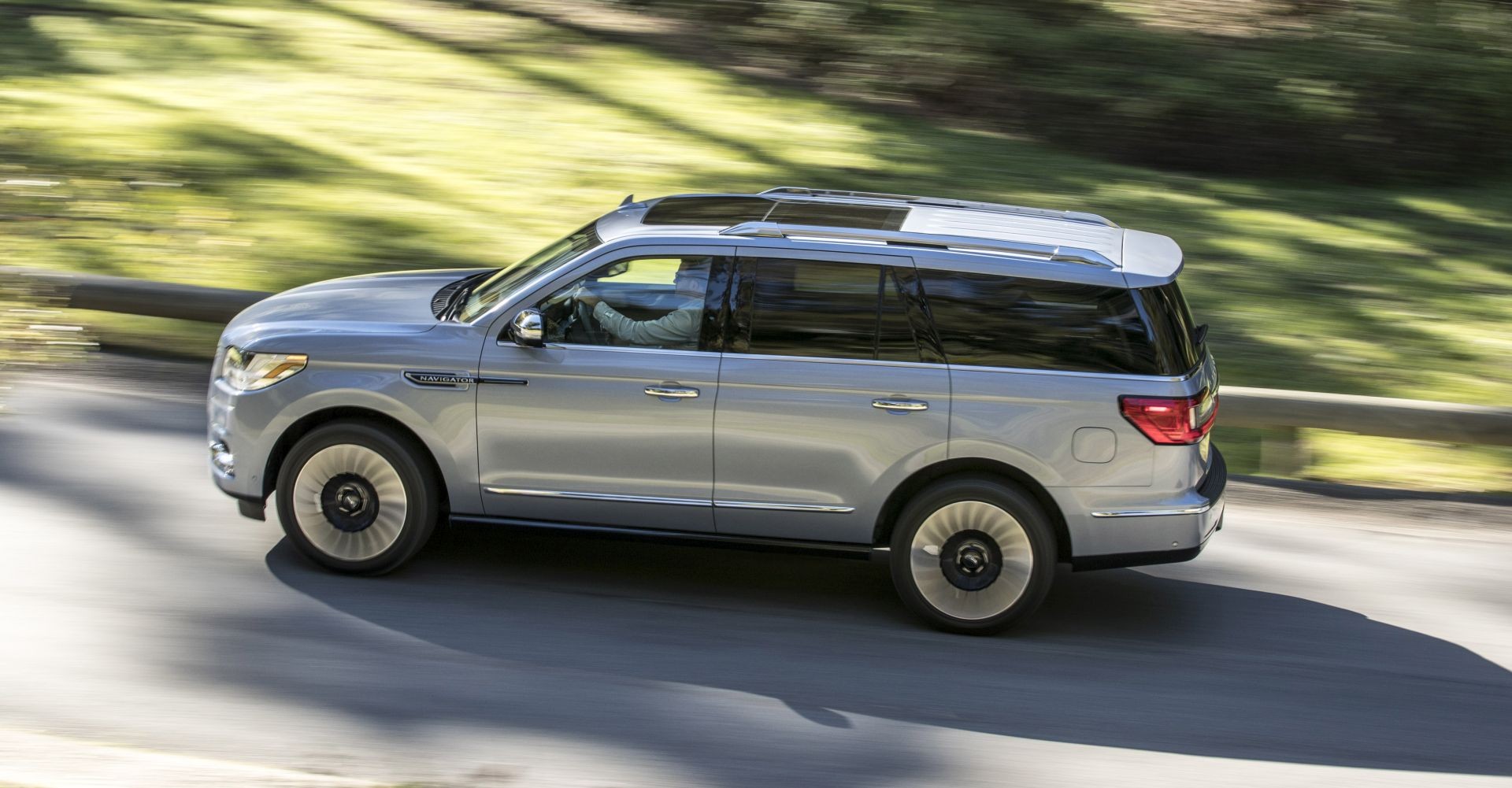Lincoln Navigator photo 11