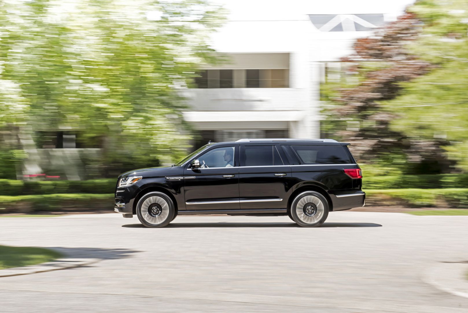 Lincoln Navigator photo 19