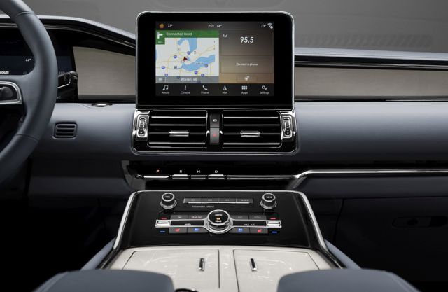 Lincoln Navigator photo 49