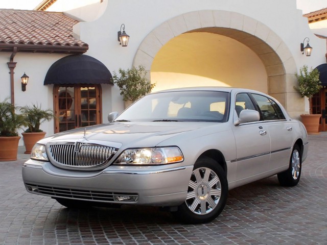 Lincoln Town Car Foto 24