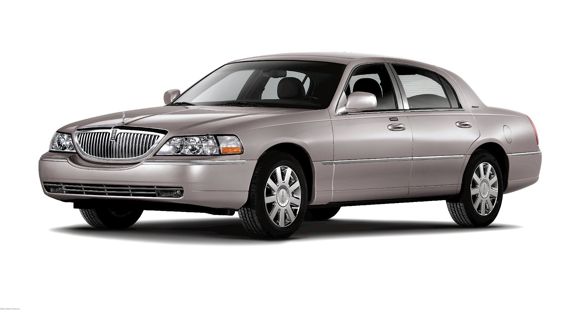 Lincoln Town Car photo 10