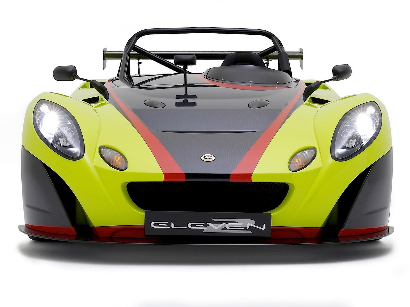 Lotus 2 Eleven photo 13