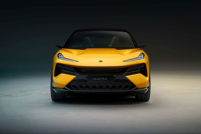 Lotus Eletre foto 15