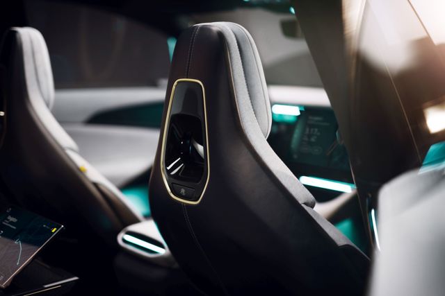 Lotus Eletre foto 25