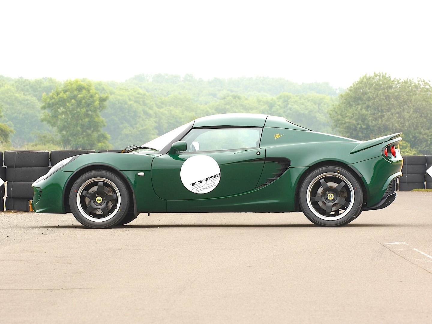 Lotus Elise photo 11