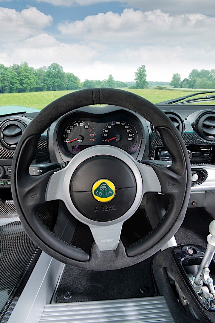 Lotus Elise photo 11