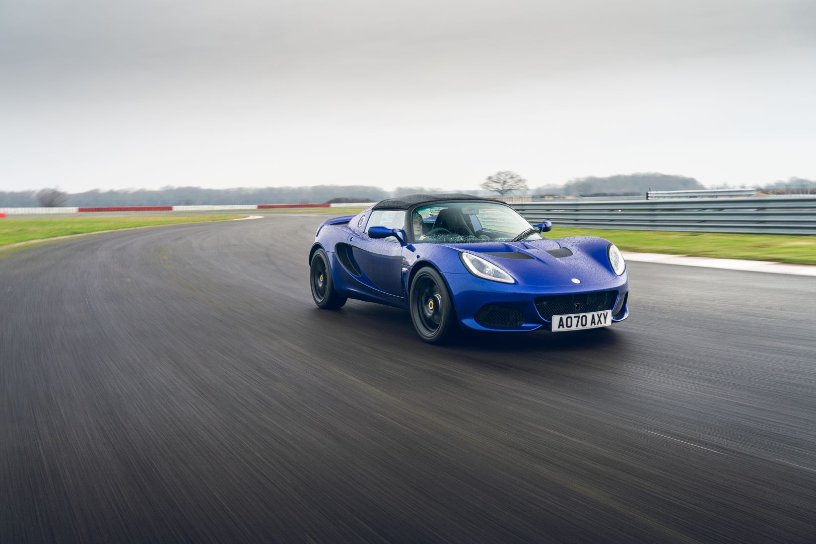 Lotus Elise photo 23
