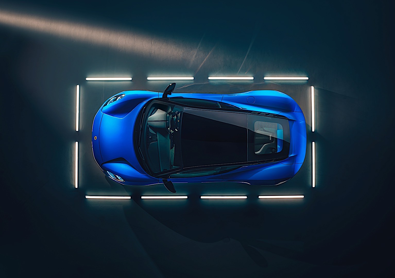 Lotus Emira photo 20