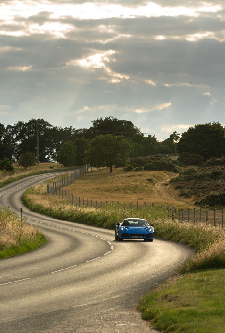 Lotus Emira photo 42