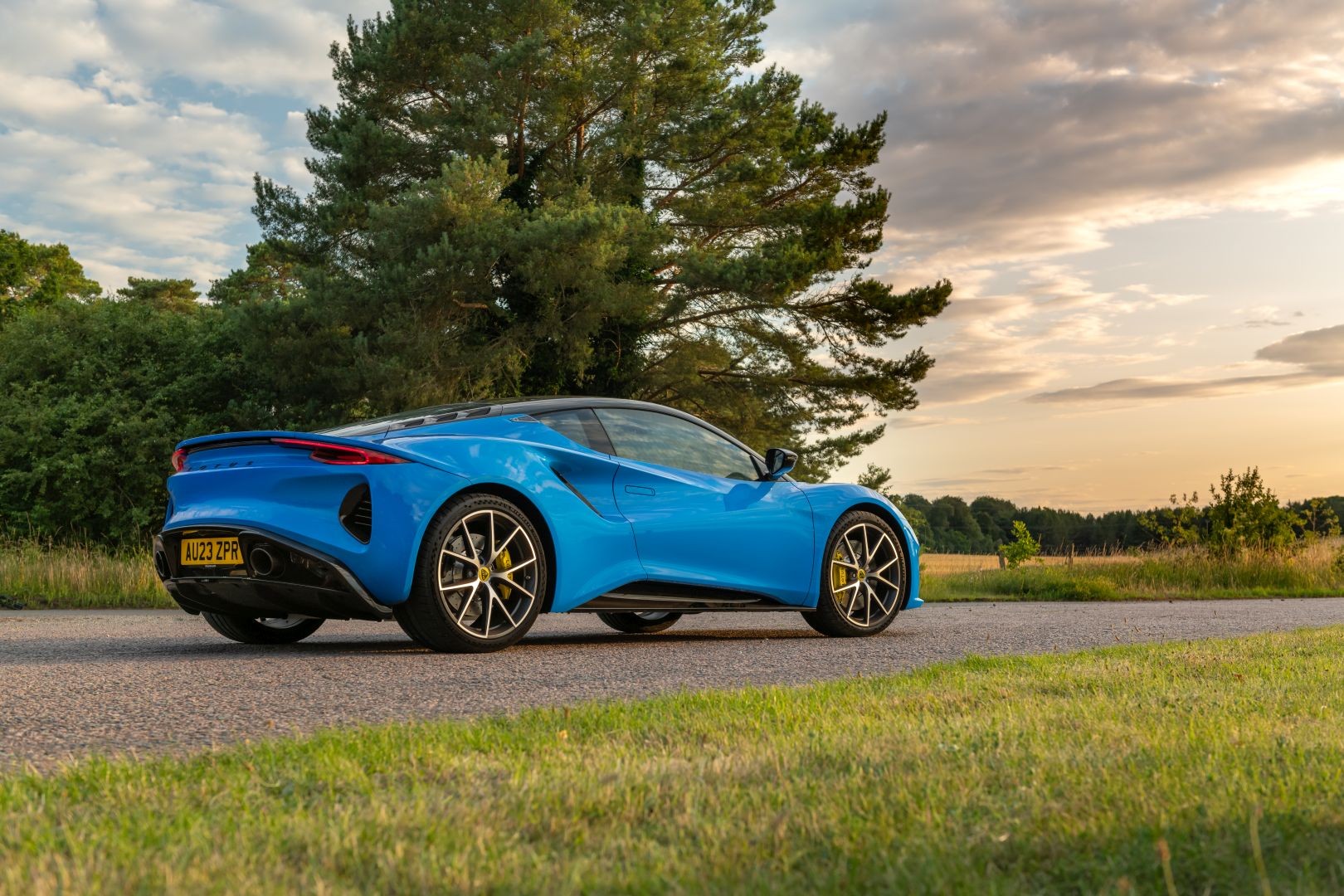 Lotus Emira photo 47