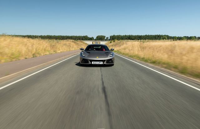Lotus Emira Foto 53