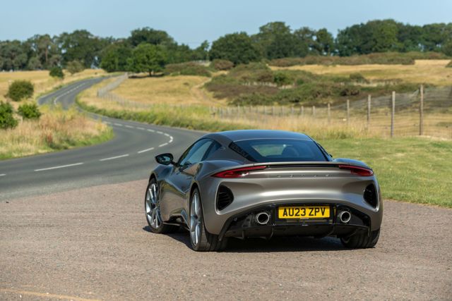 Lotus Emira Foto 54
