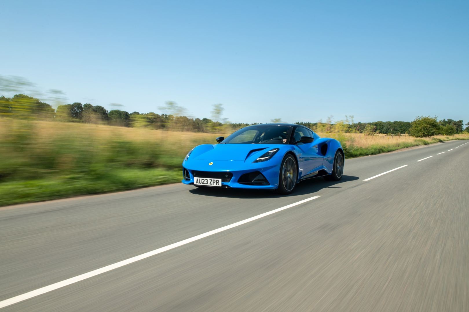 Lotus Emira photo 56