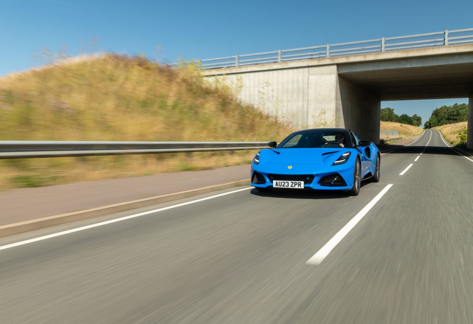 Lotus Emira photo 64