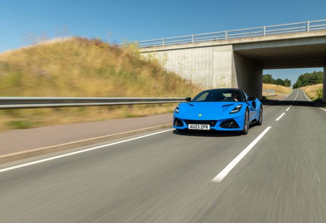 Lotus Emira Foto 64