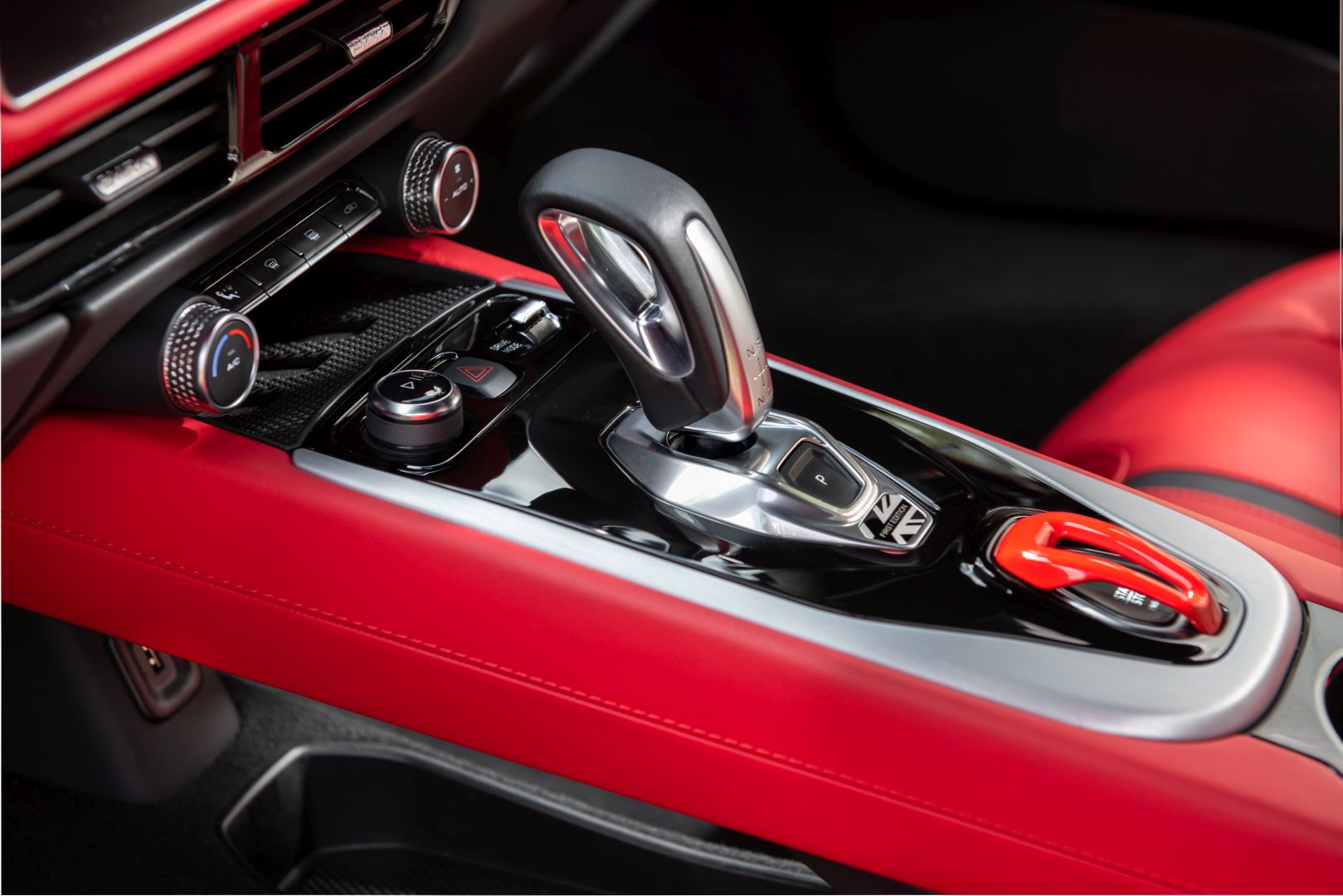 Lotus Emira photo 83