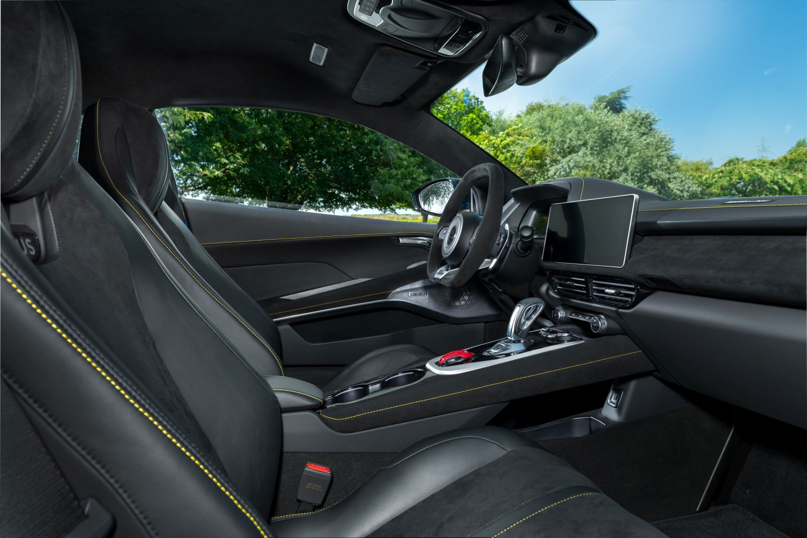 Lotus Emira photo 87