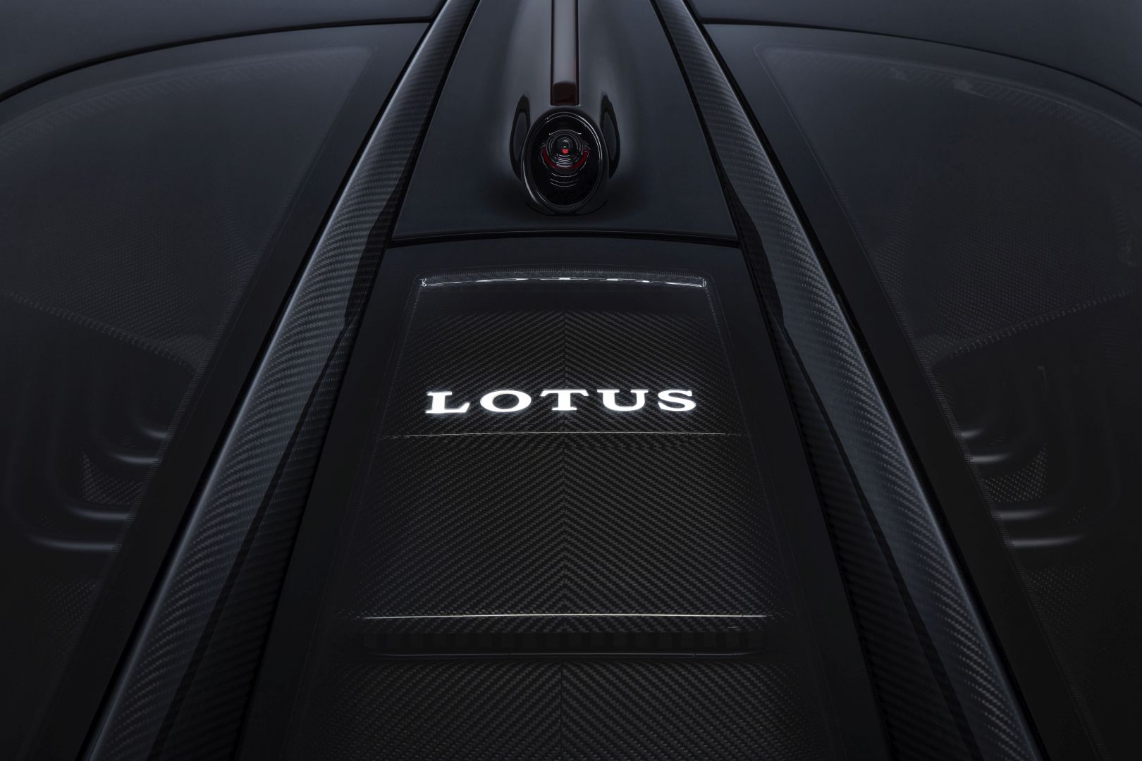 Lotus Evija photo 21