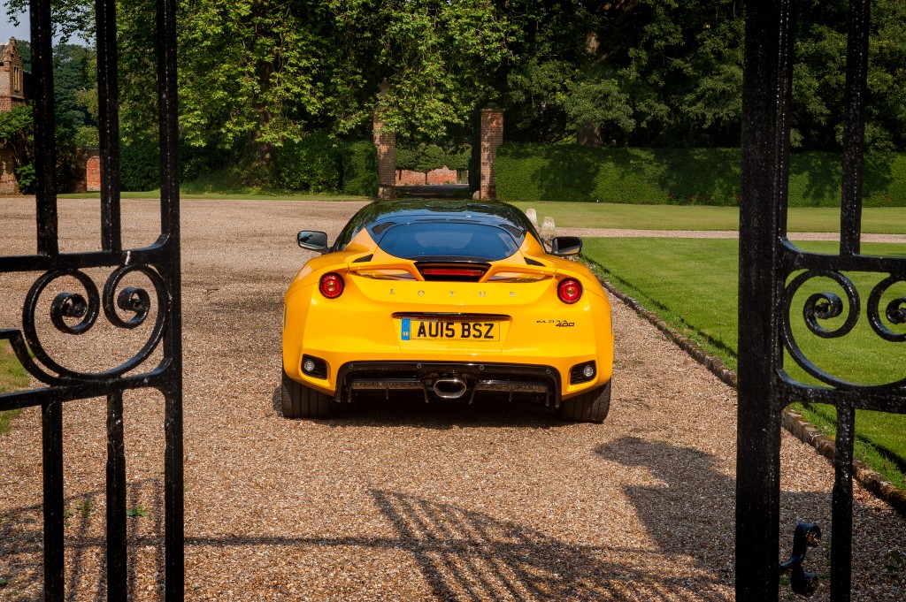 Lotus Evora photo 15