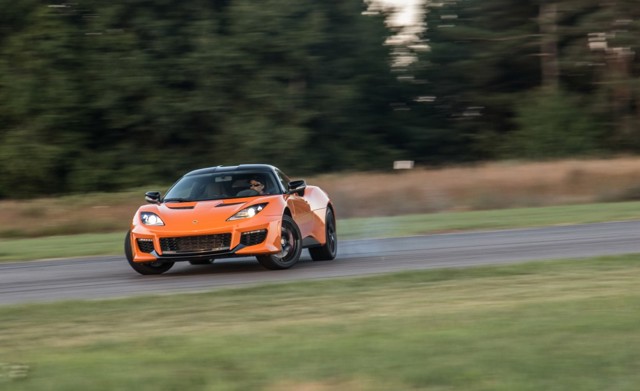 Lotus Evora photo 26