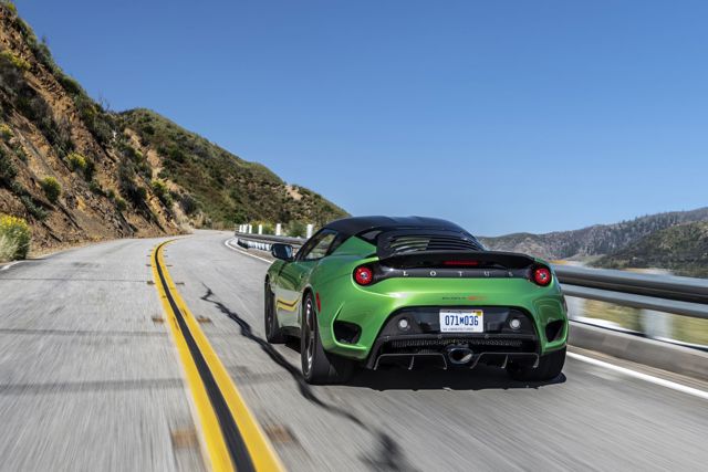 Lotus Evora photo 3