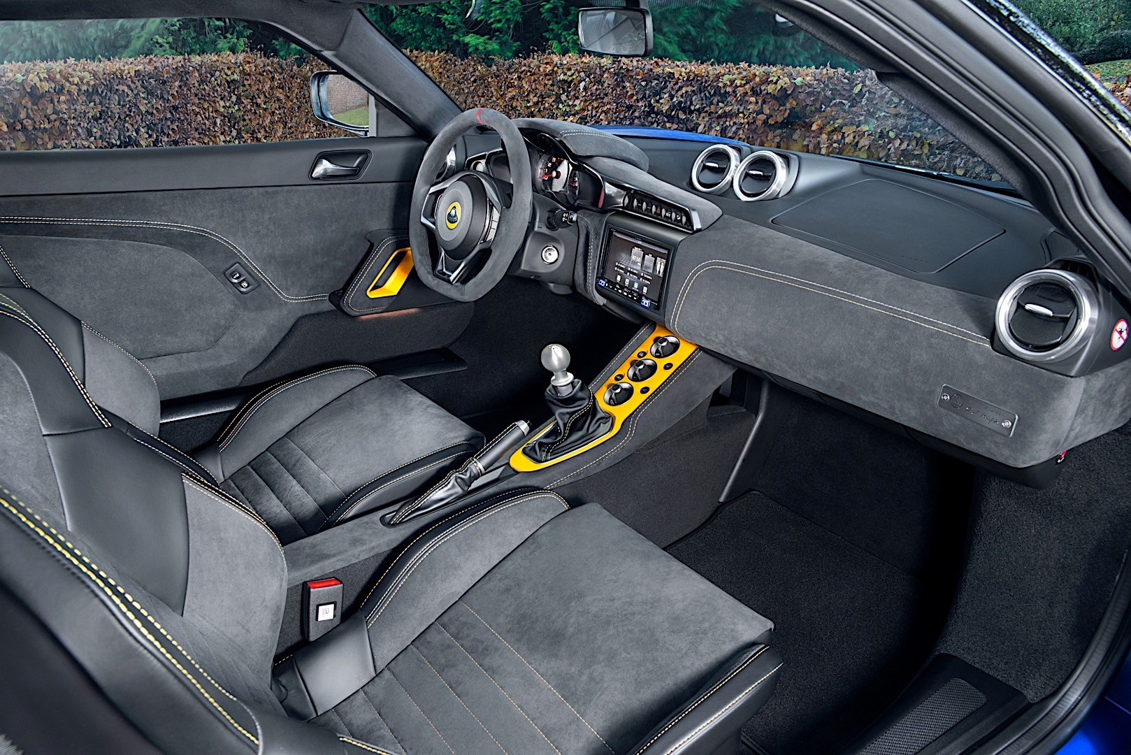 Lotus Evora photo 8