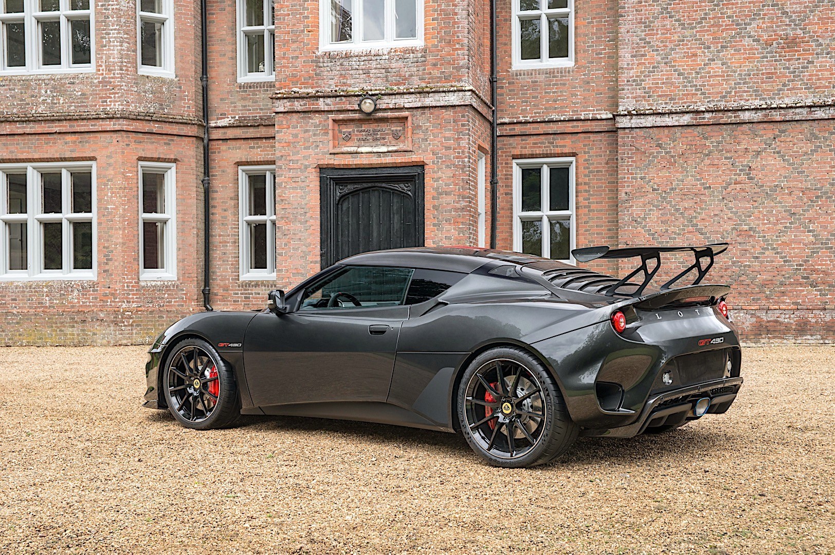 Lotus Evora photo 2
