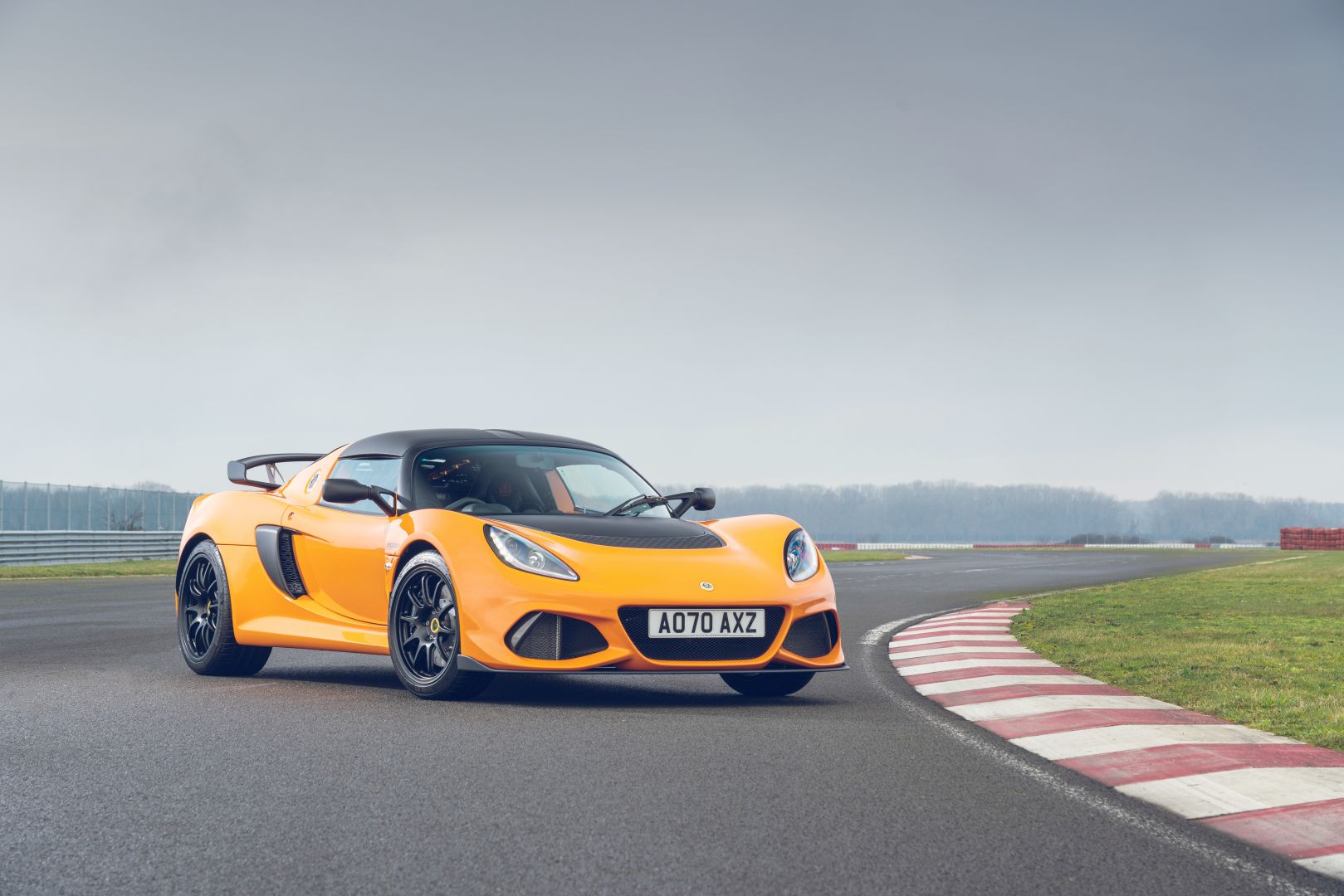 Lotus Exige photo 4