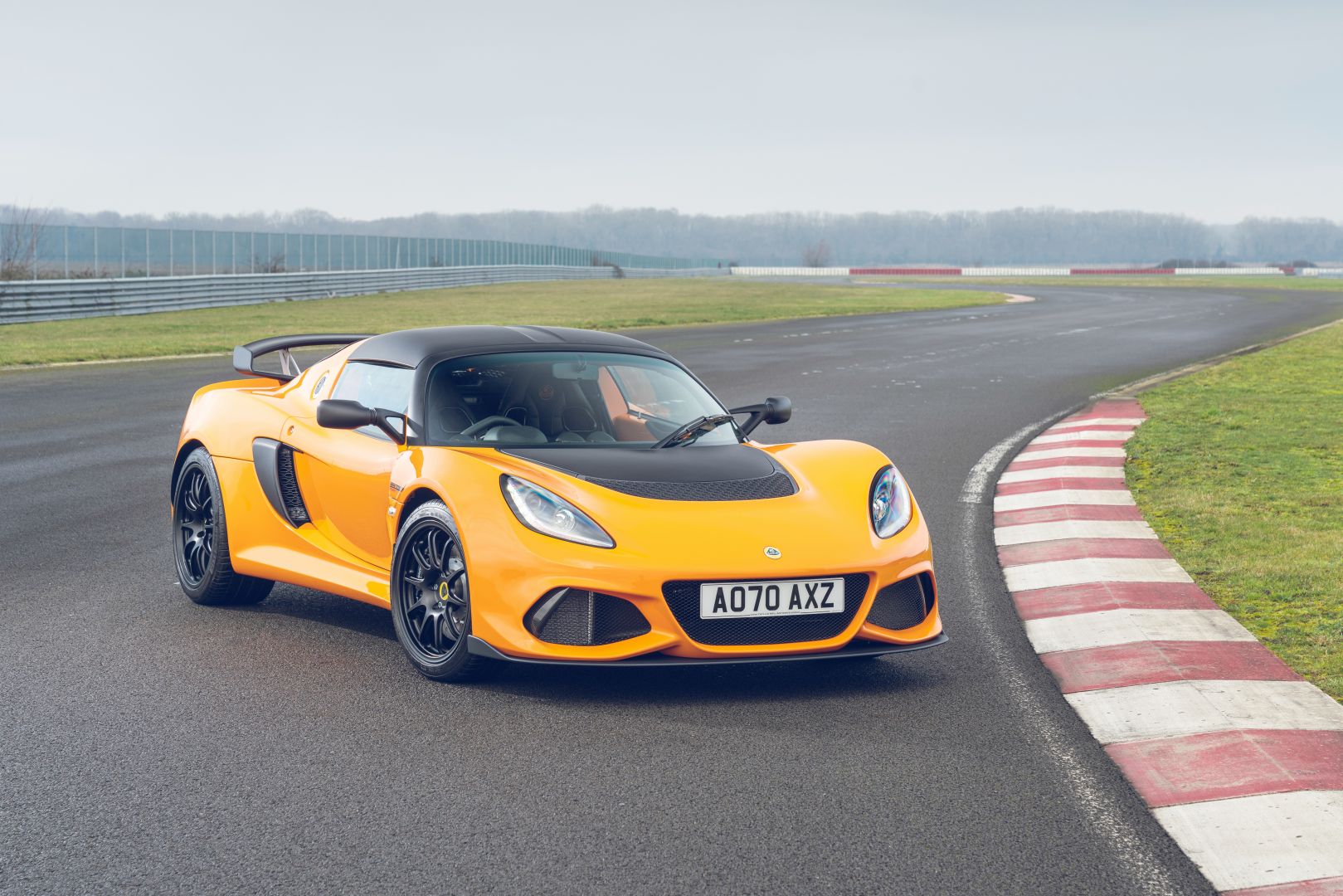 Lotus Exige photo 5