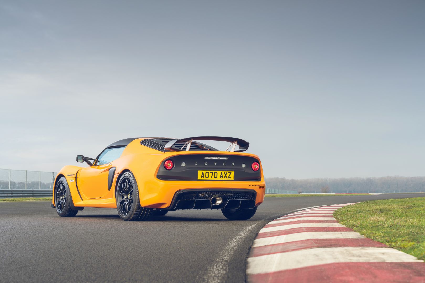 Lotus Exige photo 7