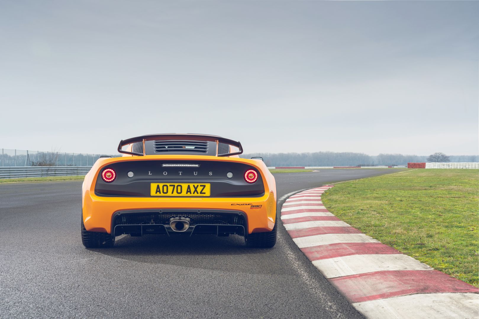 Lotus Exige photo 10