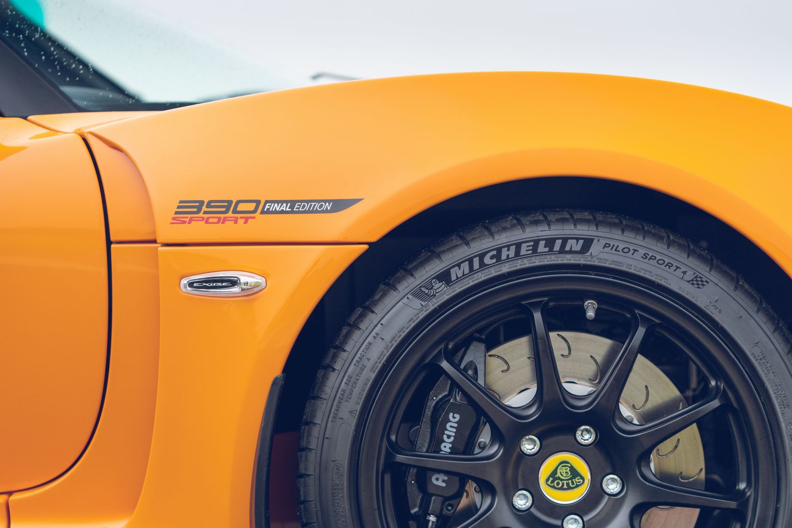 Lotus Exige photo 13