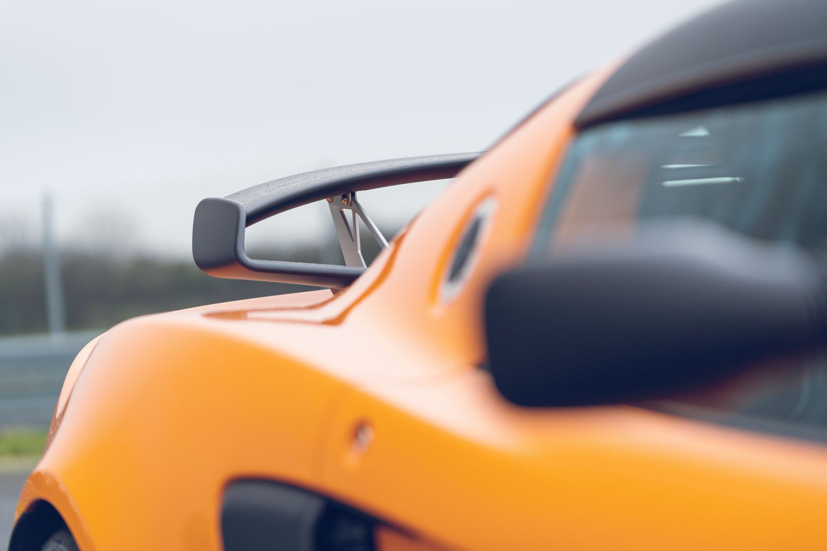 Lotus Exige photo 14