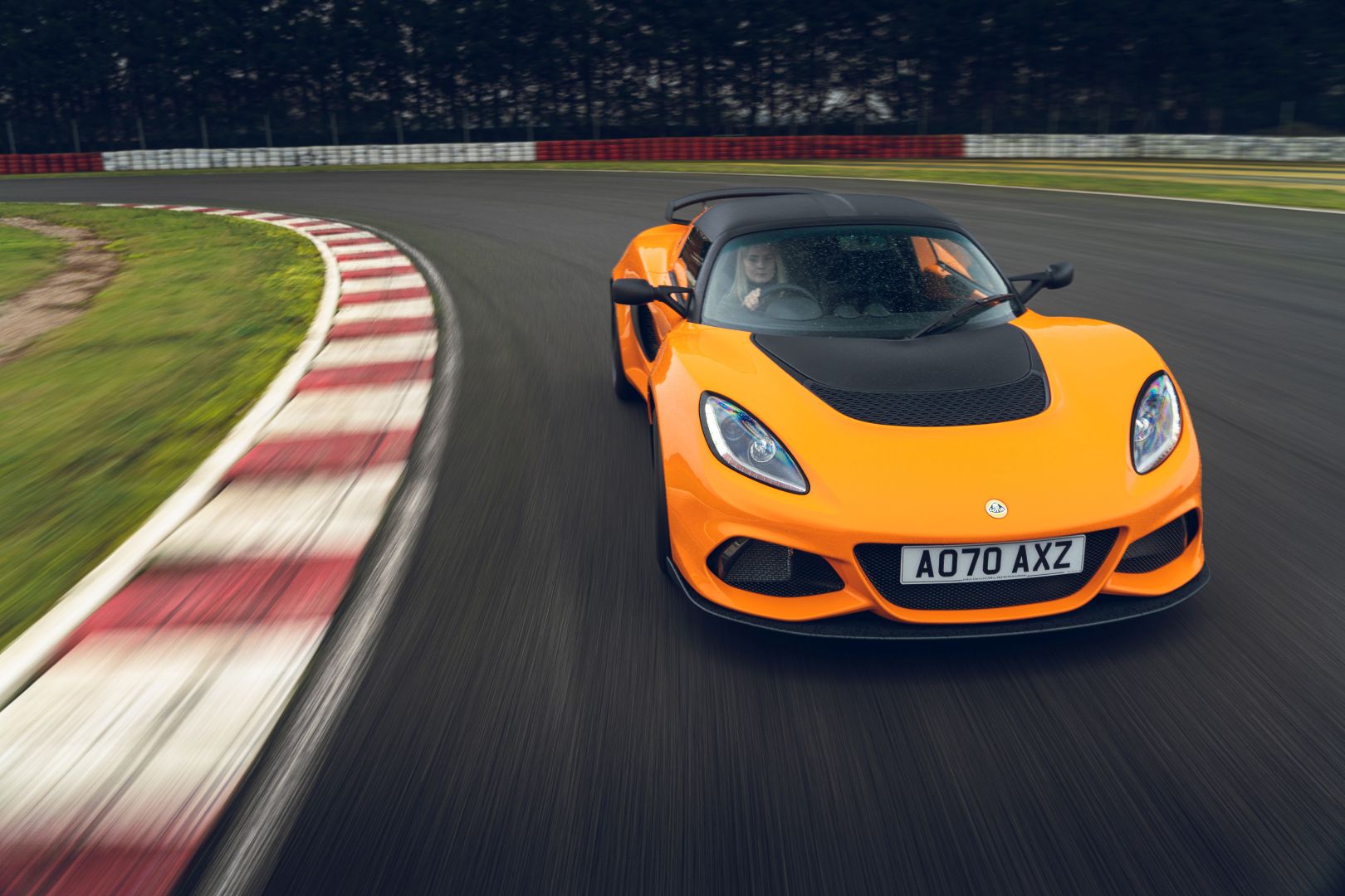 Lotus Exige photo 21