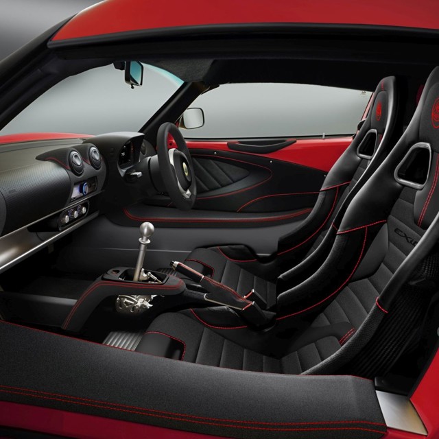 Lotus Exige photo 35