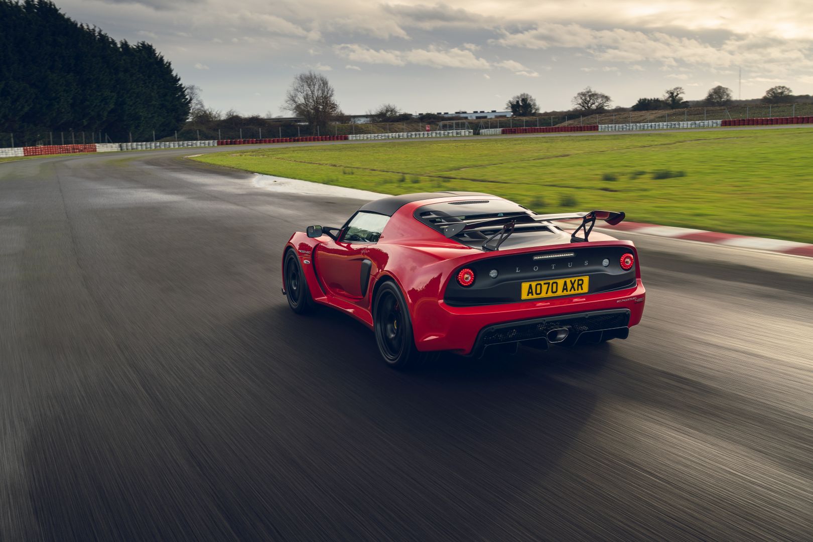 Lotus Exige photo 10