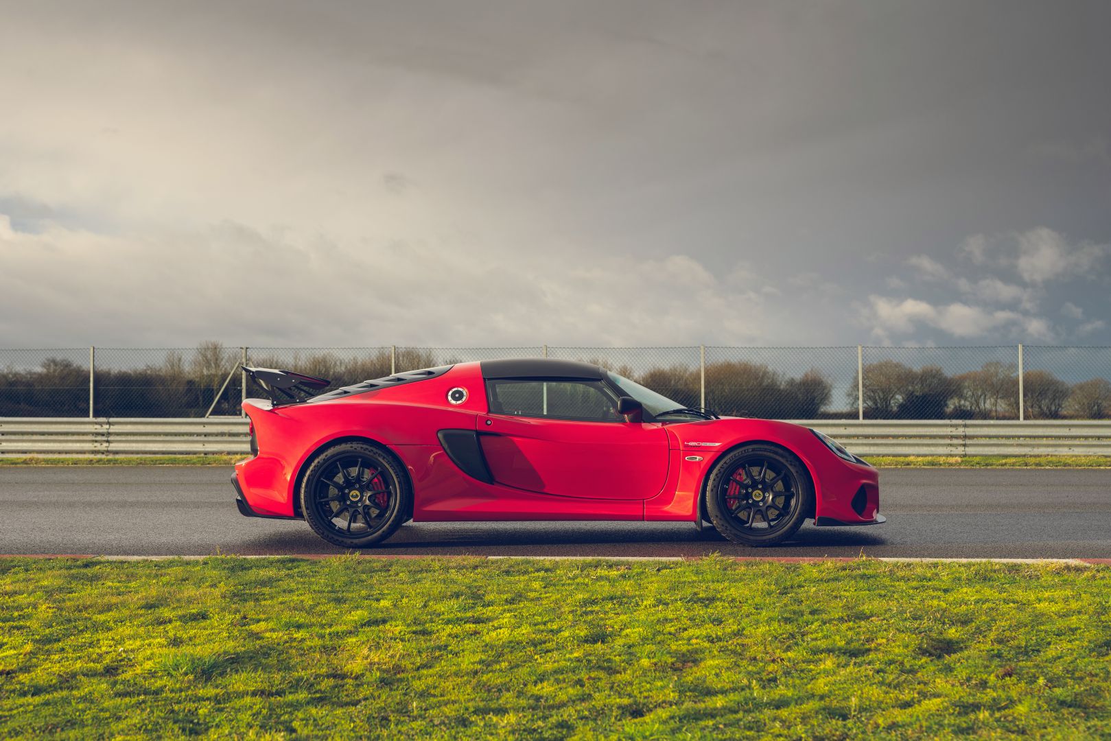 Lotus Exige photo 17