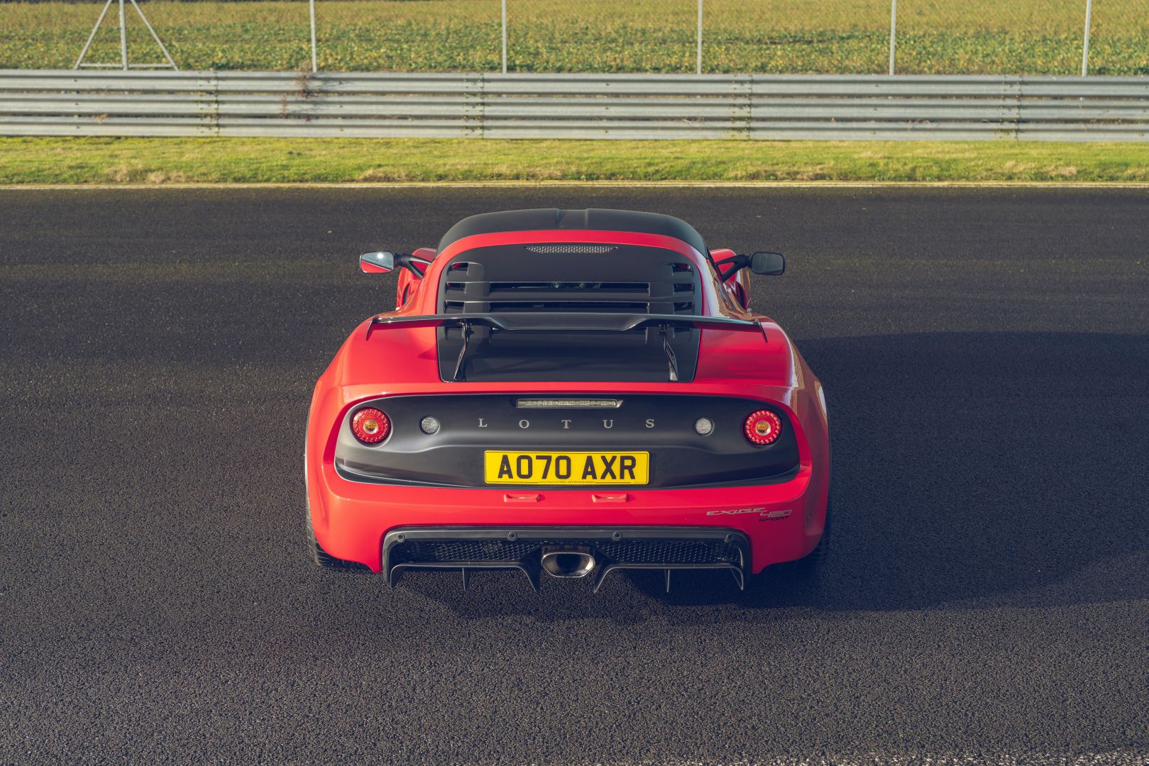 Lotus Exige photo 19