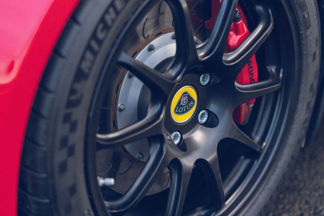 Lotus Exige photo 33