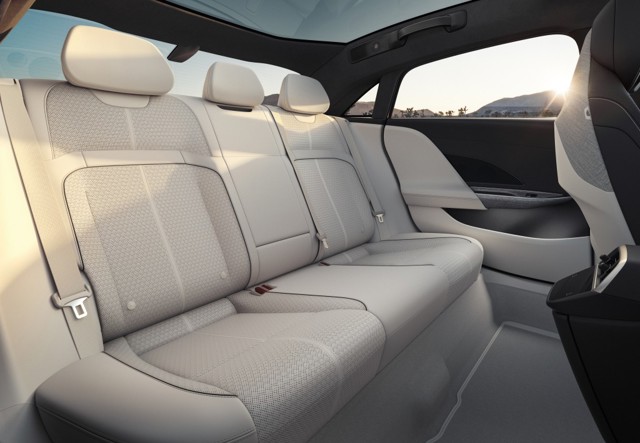 Lucid Motors Air photo 17