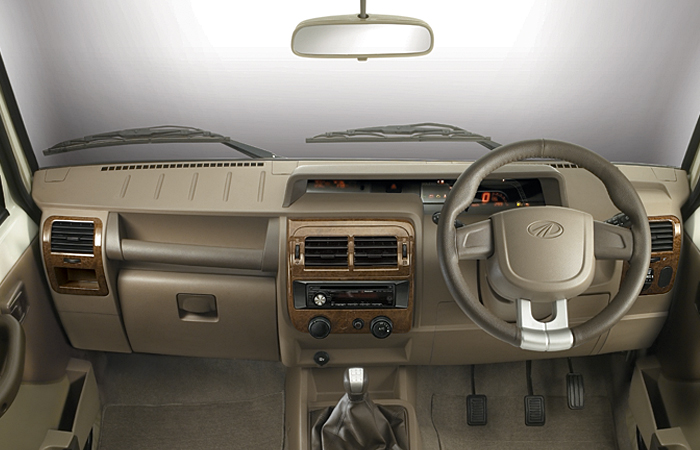 Mahindra Bolero photo 7