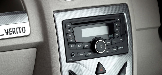 Mahindra Verito photo 18