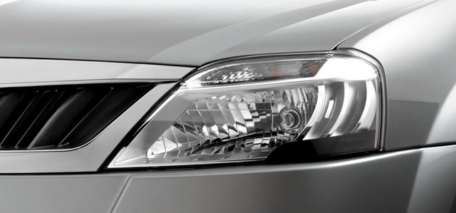 Mahindra Verito photo 10