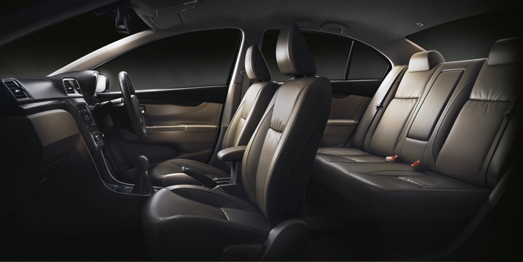 Maruti Suzuki Ciaz photo 25