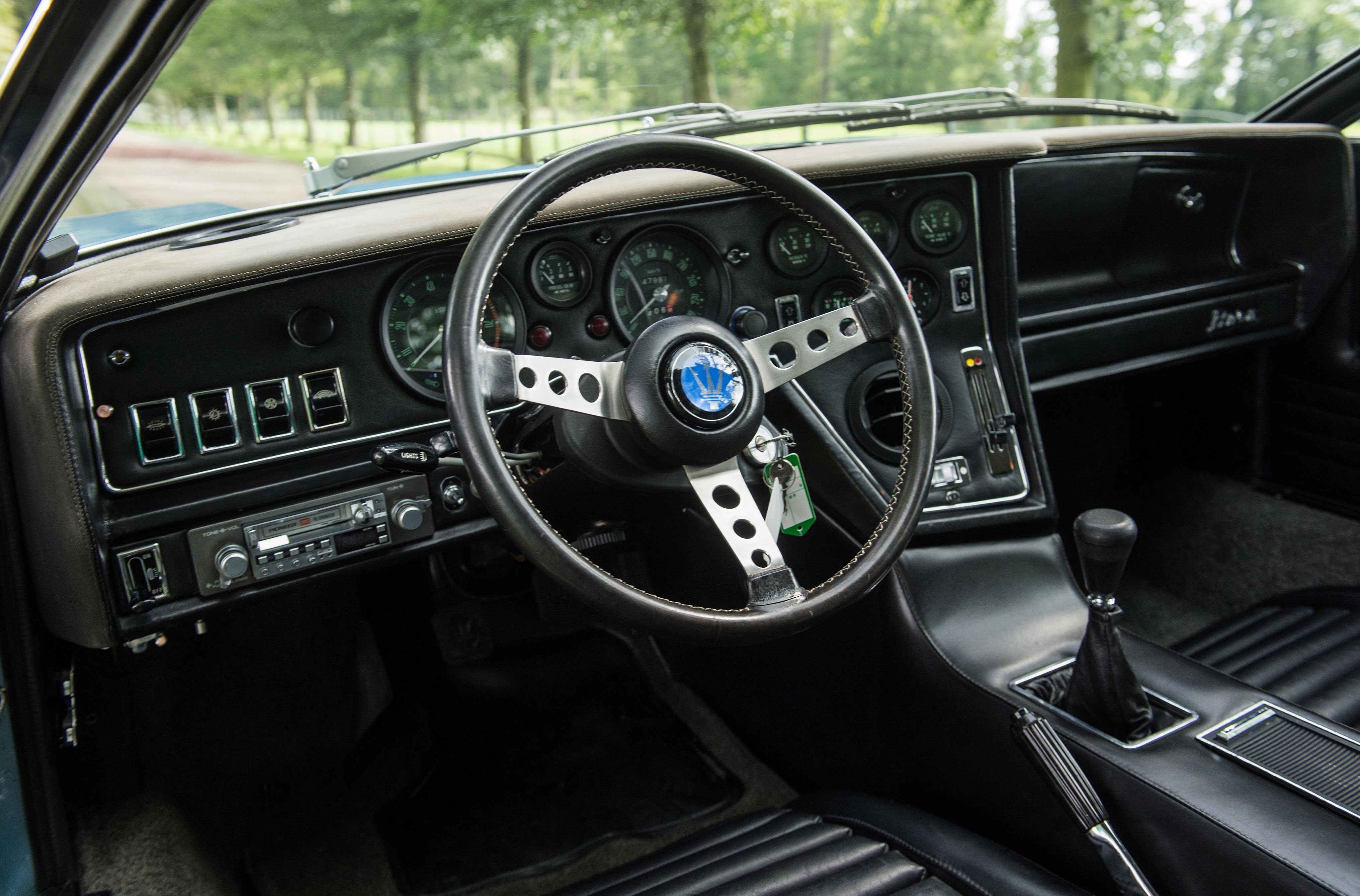 Maserati Bora photo 32