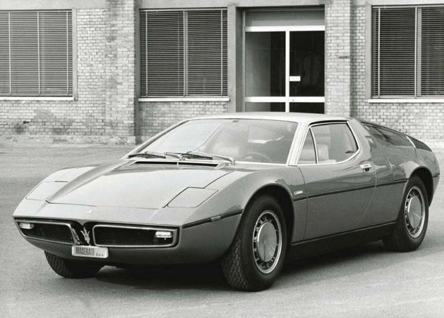 MASERATI Bora