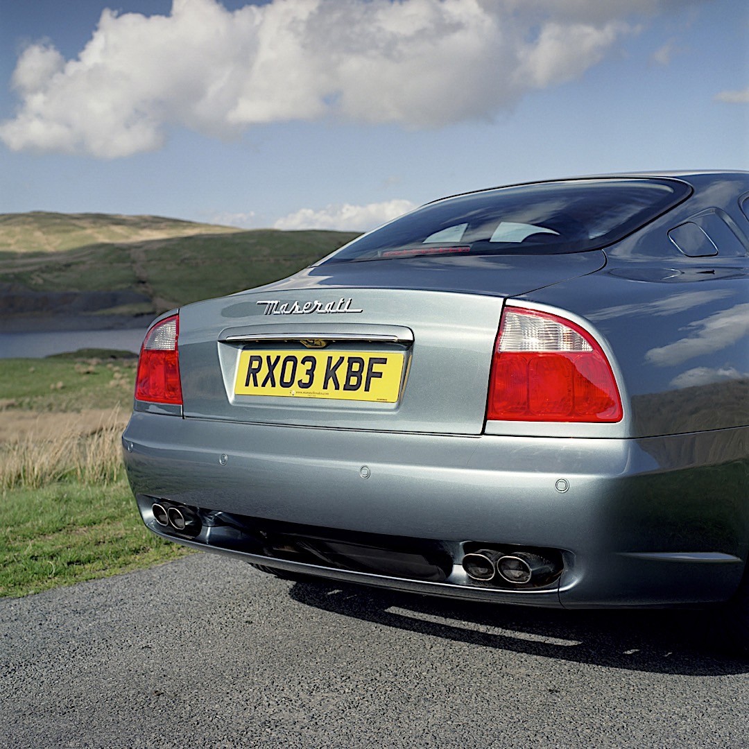 Maserati Coupe photo 12