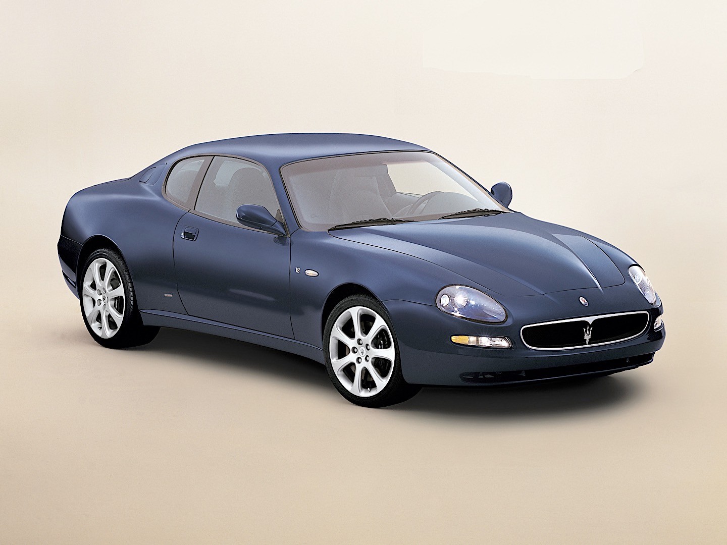 Maserati Coupe photo 18