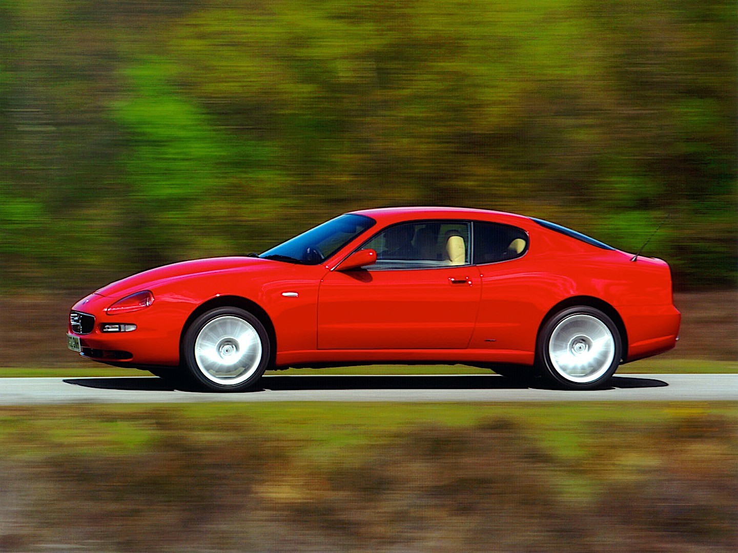 Maserati Coupe photo 25