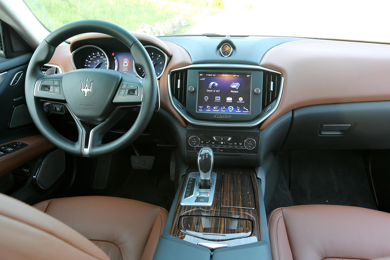 Maserati Ghibli photo 50